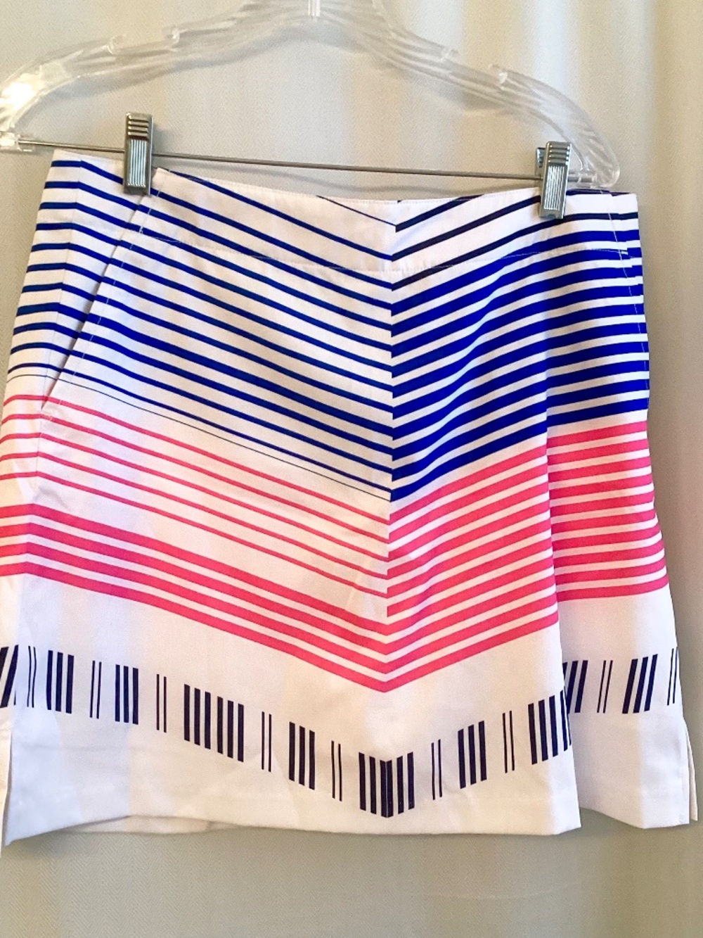 LADY HAGEN…NEW! Size 8 Golf Skirt, lined